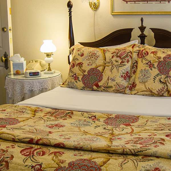 Castle Marne | Melissa Room